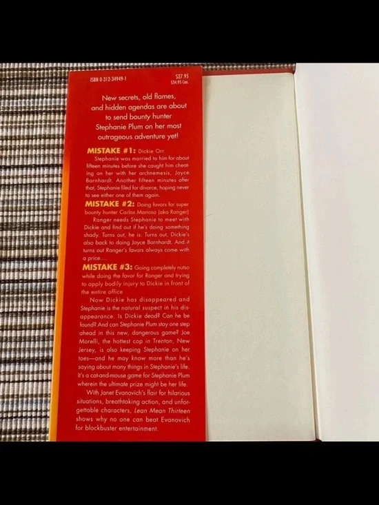 Hardcover Book ~ Lean Mean Thirteen By: Janet Evanovich - Picture 5 of 7